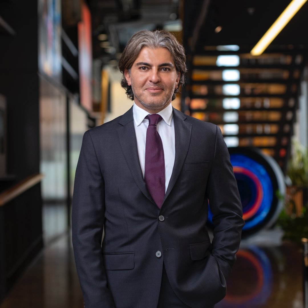 Dr Serkan Aygın Hair Transplant Clinic - Istanbul Turkey